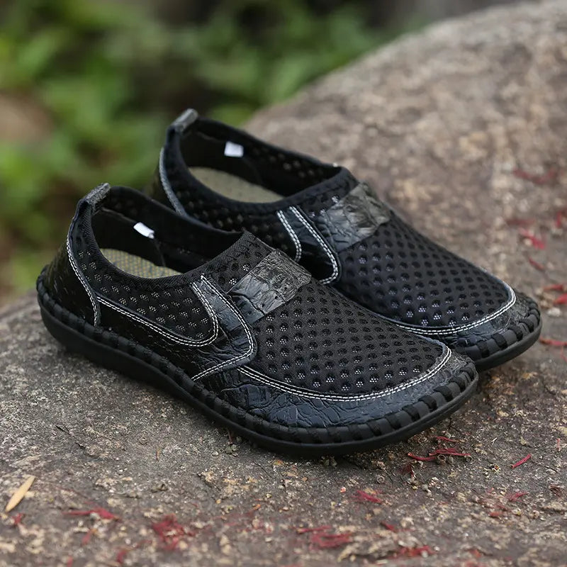 👞【39-50】Zapatos casuales de goma sin cordones para hombre con diseño de malla calada, ideales para exteriores.