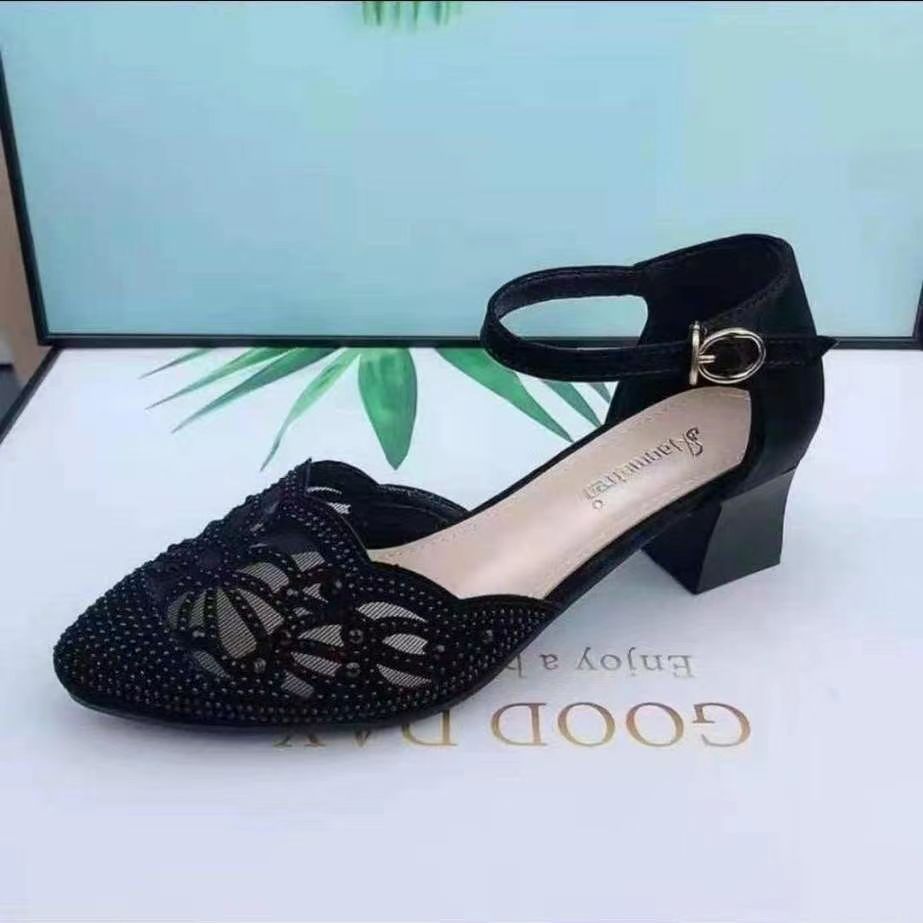 💞👡【Reducere 50%】【35-40】Sandale cu toc jos, la modă, în stil nou 2025, confortabile și care nu obosesc la mers