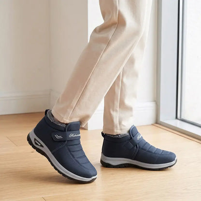 Zateplené dámske zimné topánky na suchý zips – udržia vaše nohy v teple aj v mrazivom počasí
