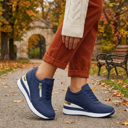 👟【36-43】Wsuwane trampki na koturnie w dużych rozmiarach – Lekkie, codzienne buty na platformie – Wygodne buty do chodzenia i ćwiczeń